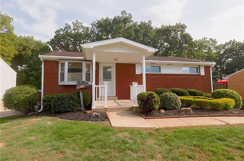 1st image of 631 Tartan Dr