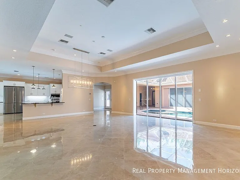 6914 Stanhope Pl — Photo 6