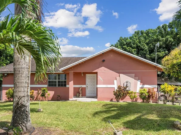 20851 SW 242nd St, Homestead, FL 33031