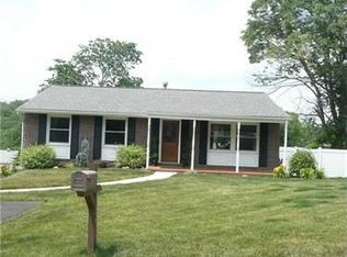 162 Connie Park Dr, Mc Kees Rocks, PA 15136
