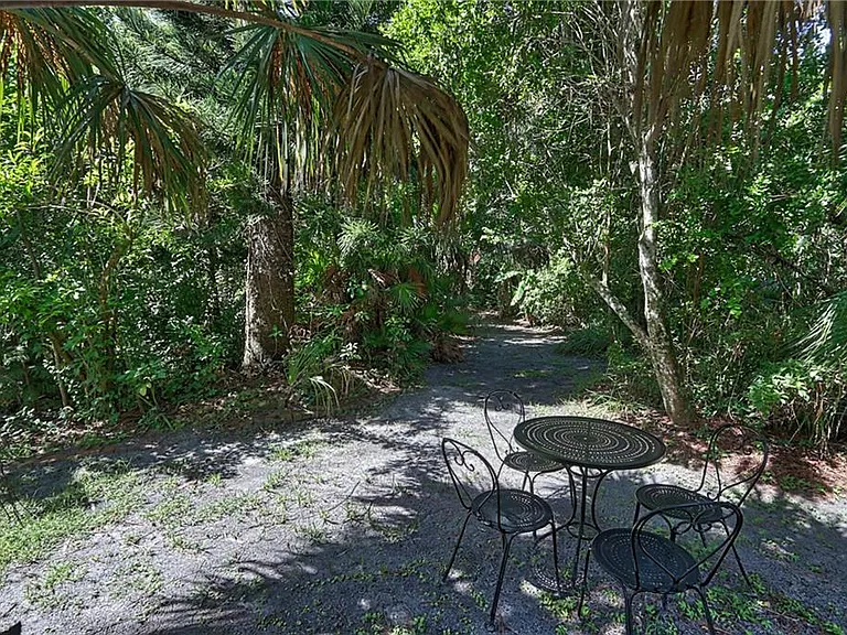 27165 Edenbridge Ct — Photo 20