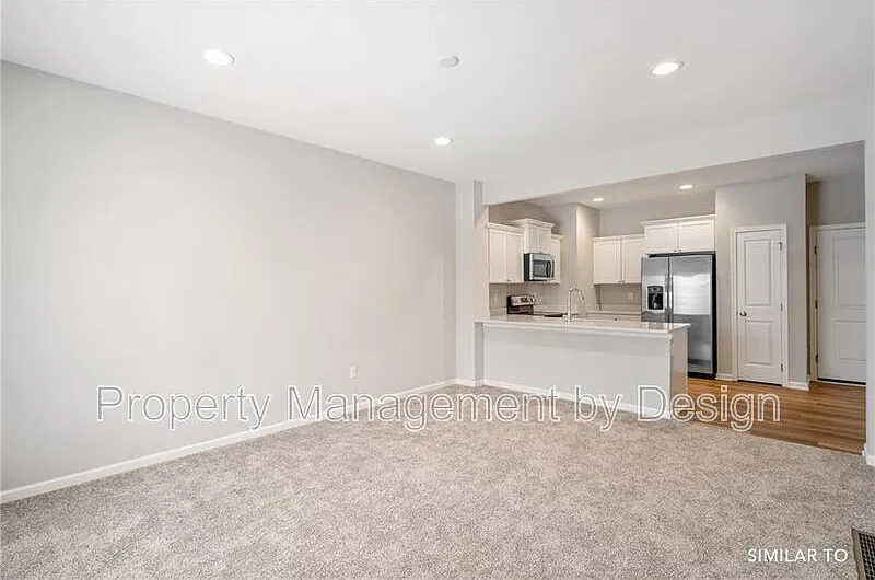 3 bed, 2.5 bath, 1773 sqft, $1,975 — Photo 3