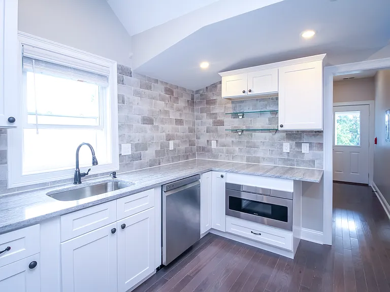 43 Cypress St #3 — Photo 1