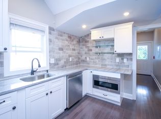 43 Cypress St APT 3, Watertown, MA 02472