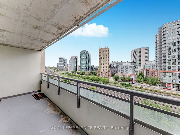 38 Joe Shuster Way #722 — Photo 21