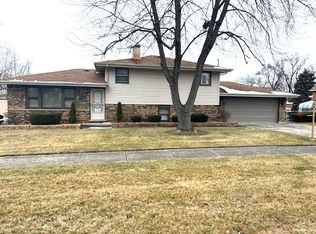 19130 Wentworth Ave, Lansing, IL 60438