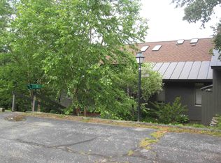 423 Alden Partridge Rd UNIT 2D, Hartford, VT 05047