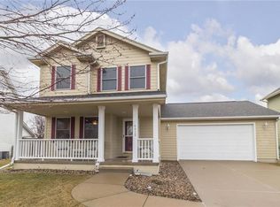 6412 NW 99th St, Johnston, IA 50131
