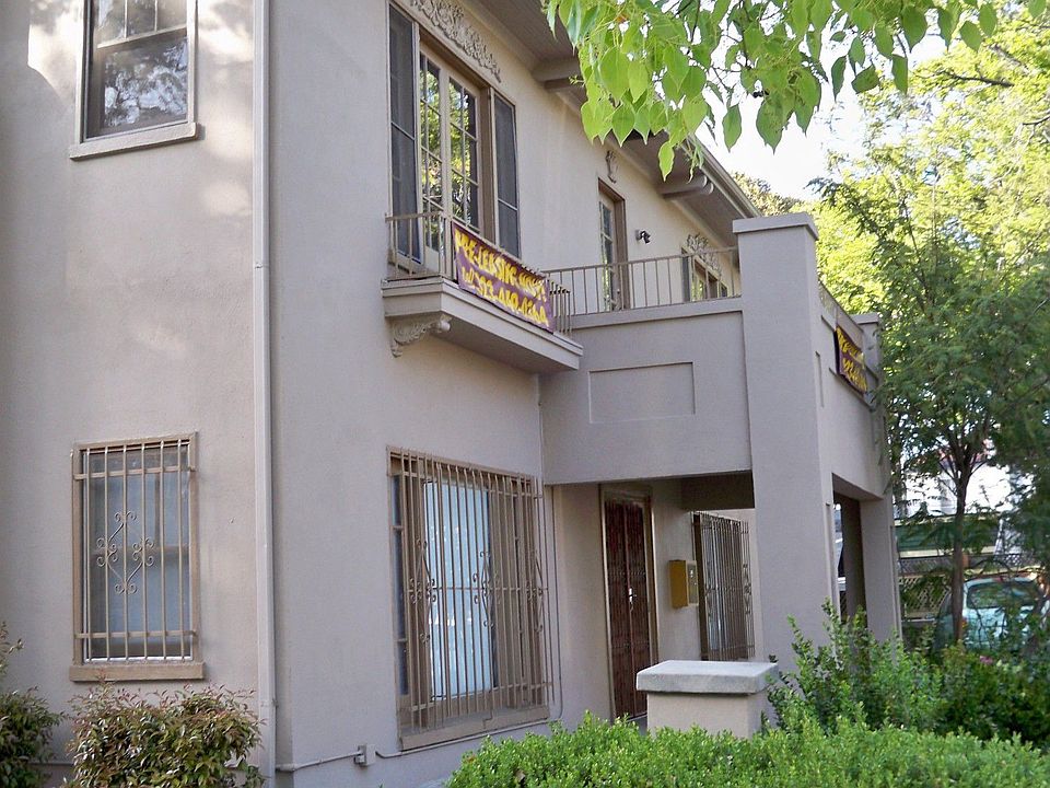 Exterior of St James Pk units.
