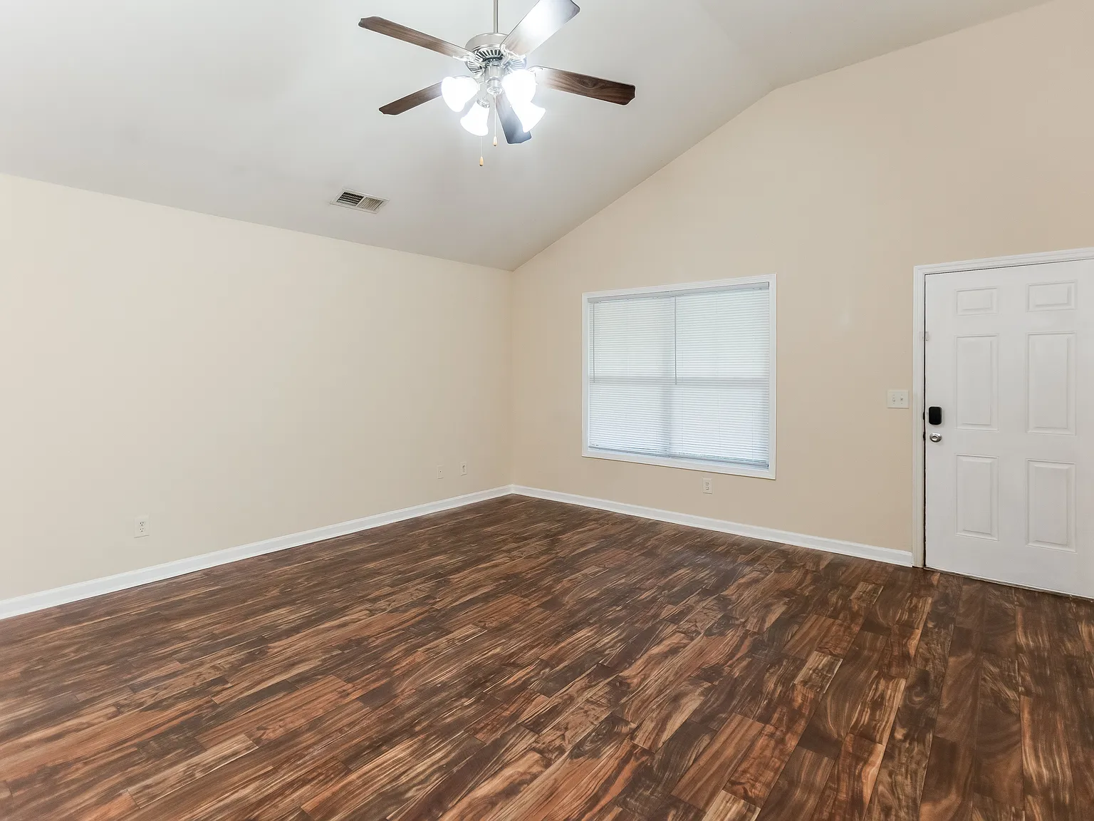 14 Lila Way — Photo 2
