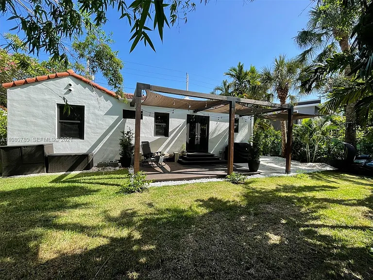 3613 SW 1st Ave — Photo 9