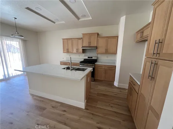 14743 Rockrose St, Victorville, CA 92394