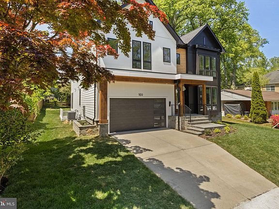 3rd image of 102 James Dr SE