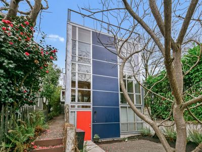 3643 Albion Pl N, Seattle, WA, 98103