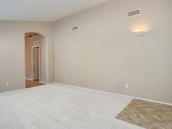 4th image of 4627 E Laredo Ln