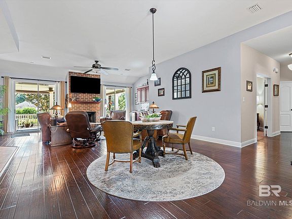 3rd image of 6175 Grand Ave