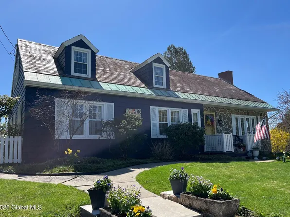 70 Wilkes Avenue, Amsterdam, NY 12010