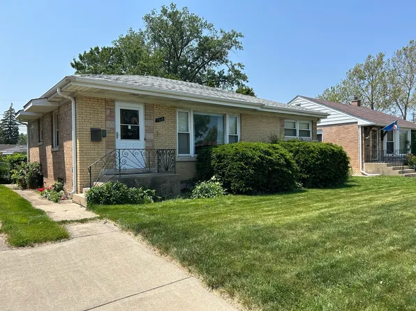 7710 Crawford Ave, Skokie, IL 60076