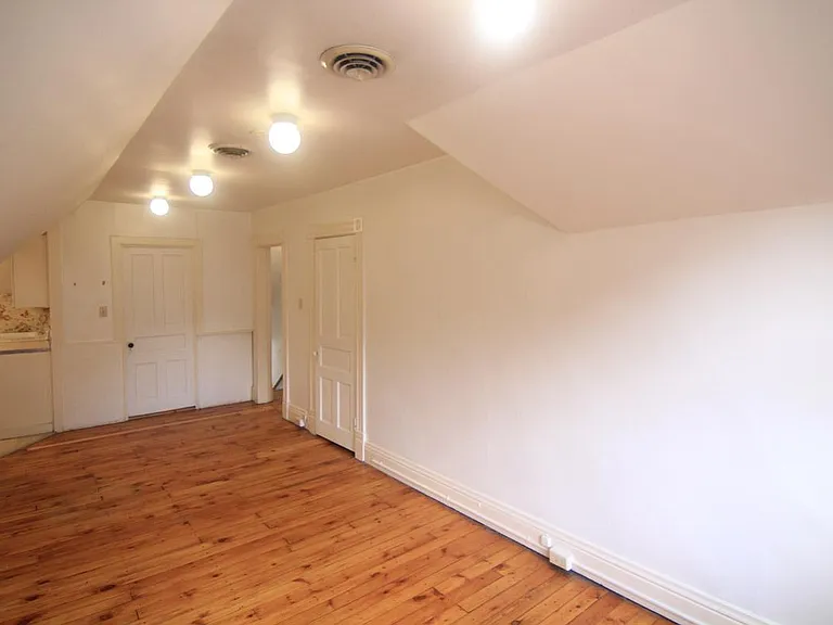 939 S Trenton Ave #3 — Photo 4