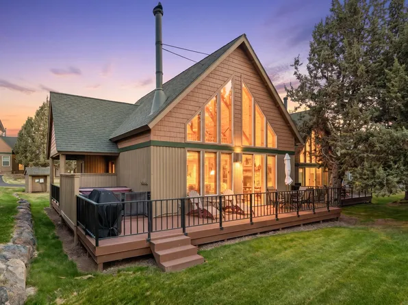 8928 Cliff Swallow Dr, Redmond, OR 97756