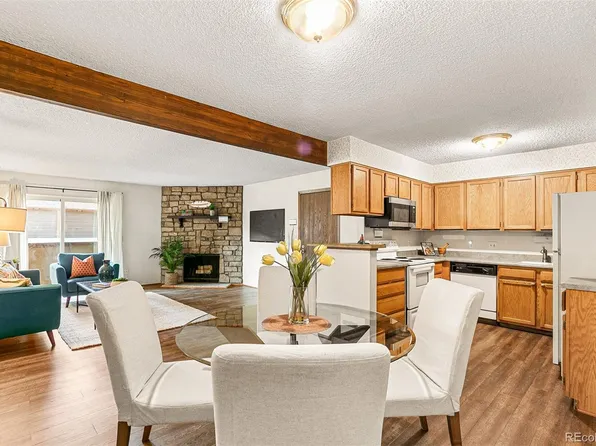 337 Wright St APT 102, Lakewood, CO 80228