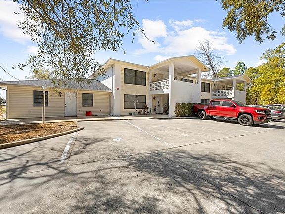 2nd image of 4217 Portillo Rd APT A