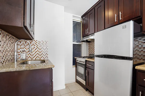 Rented by Highline Residential | media 3