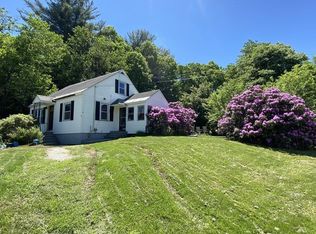 74 Willow St, Templeton, MA 01468