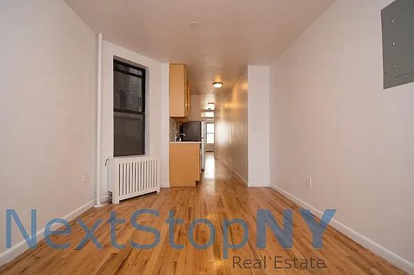 Rented by NextStopNY | media 7