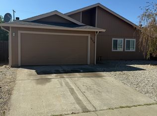 7644 Harmony Oaks Way, Sacramento, CA 95828