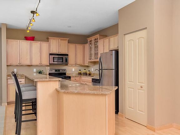 2nd image of 4132 Vernon Ave S APT 202