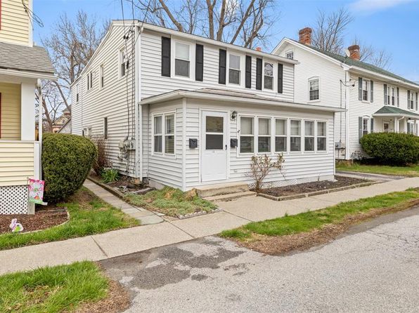 15 Robinson St #1