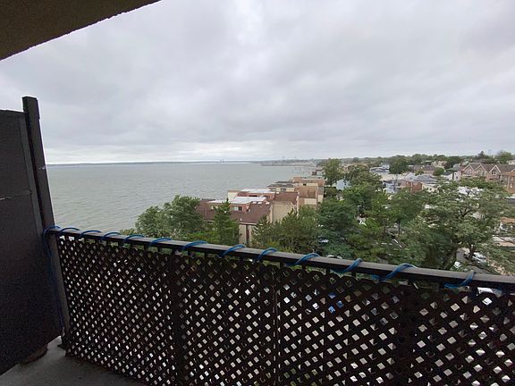 2nd image of 1110 Stadium Ave APT 6H