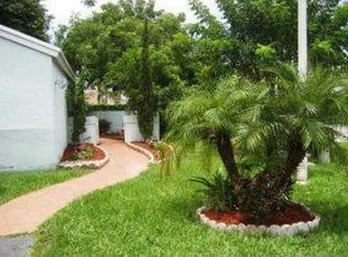 7300 SW 149th Ct, Miami, FL 33193