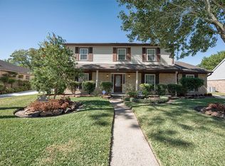 15318 Baybrook Dr, Houston, TX 77062