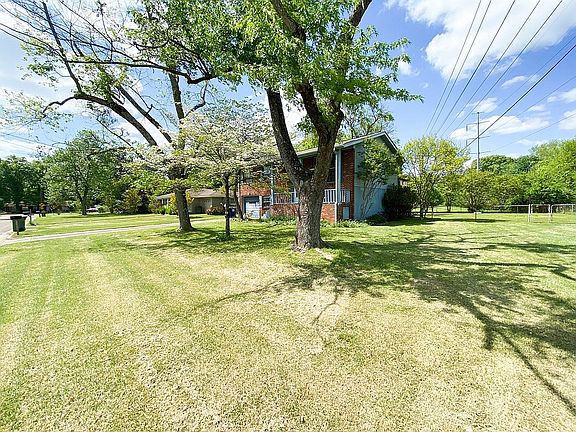2nd image of 213 Cumberland Dr SE