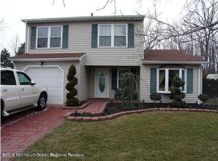 14 Canaan Ct, Howell, NJ 07731