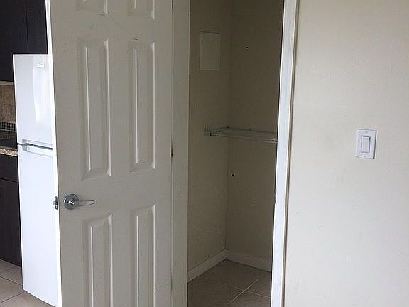 3rd image of 801 W 2nd Ave APT 11