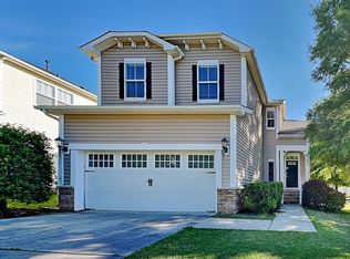 1912 Pear Tree Ln, Durham, NC 27703