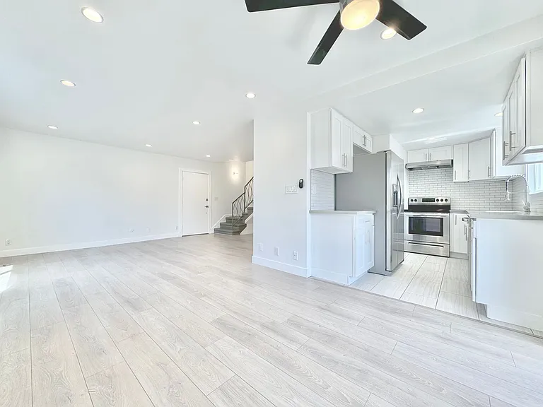 8616 Whitworth Drive — Photo 5