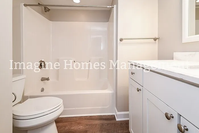 10686 Ravenna Rd #A — Photo 8