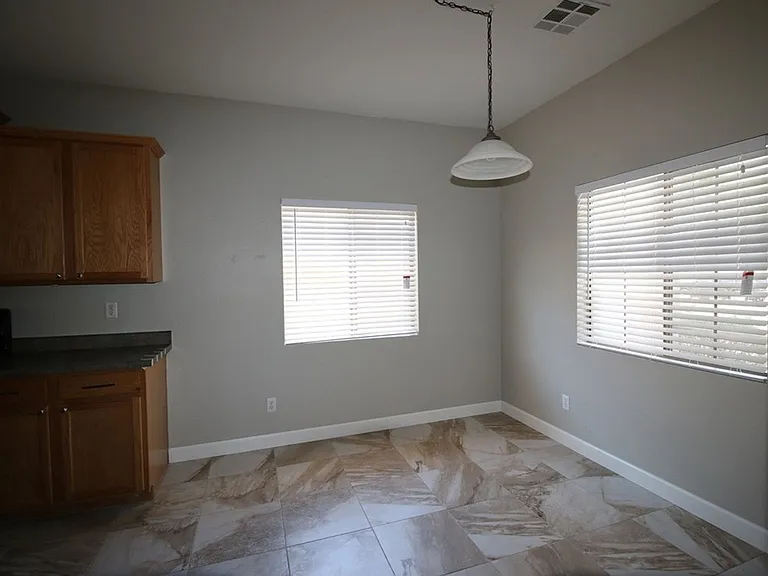 15225 W Shaw Butte Dr — Photo 7