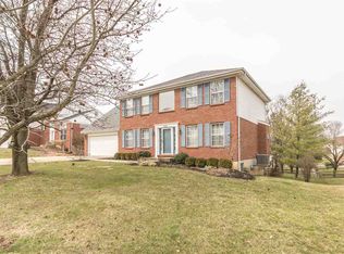 8511 Woodcreek Dr, Florence, KY 41042