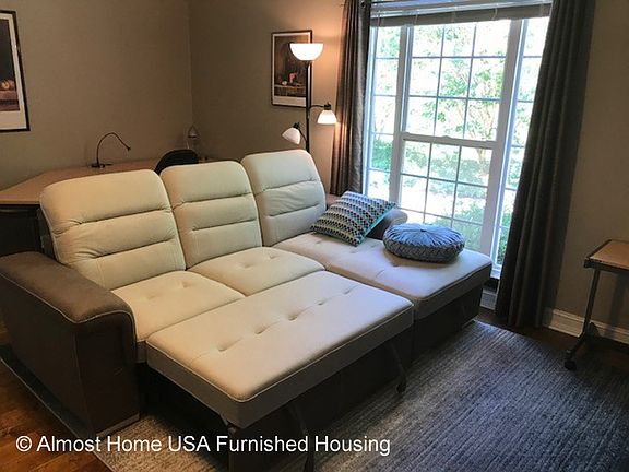 2nd image of 930 Happy Valley Cir