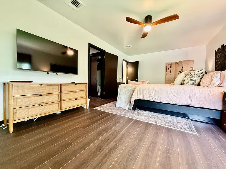 527 Valewood Ln — Photo 51
