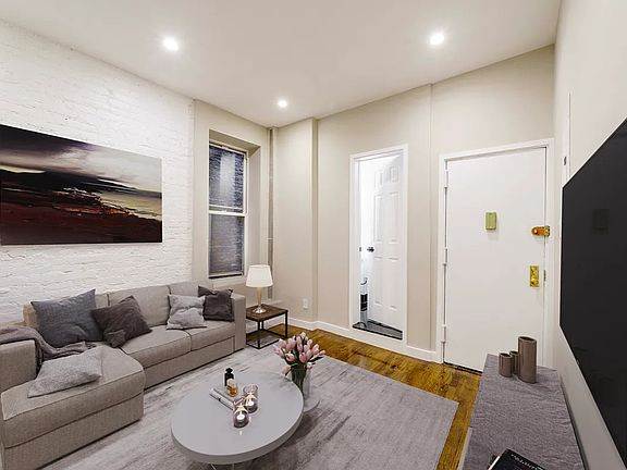 2nd image of 338 W 17th St APT 3C