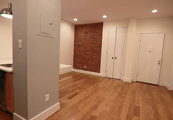 4th image of 654 W 161st St APT 1E