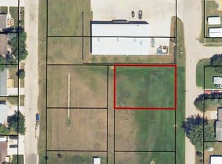 325 9th St, Ipswich, SD 57451