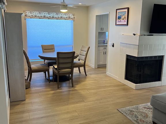 2nd image of 7 Hollyhock Ln