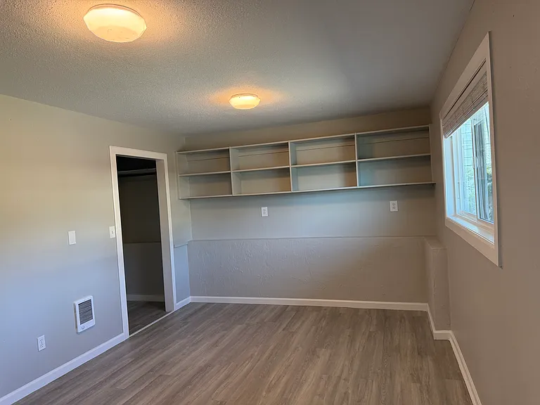 10730 Myers Way S #1 — Photo 21